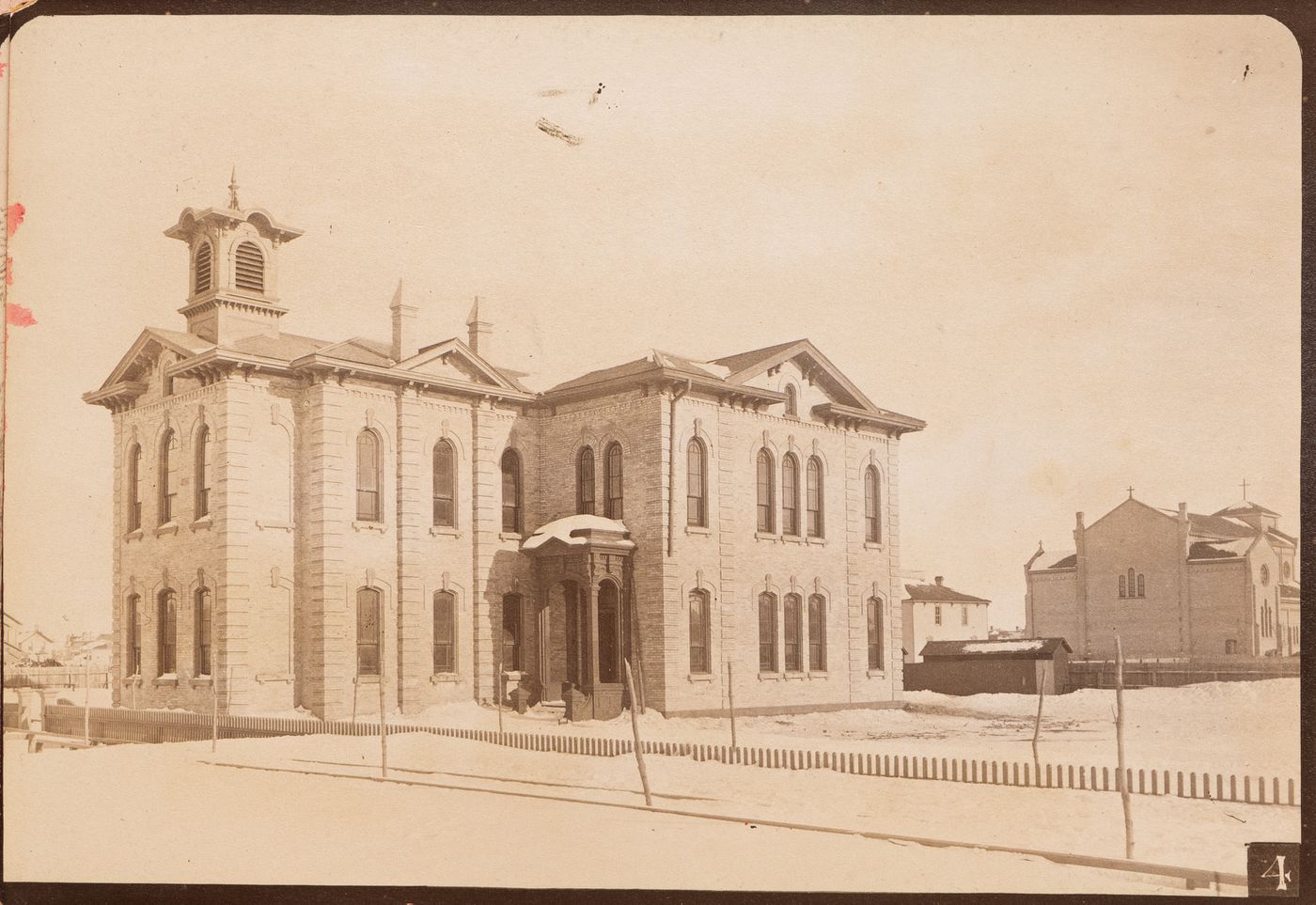 View of the principal and lateral façades of Carlton St. School, Winnipeg, Manitoba, Canada