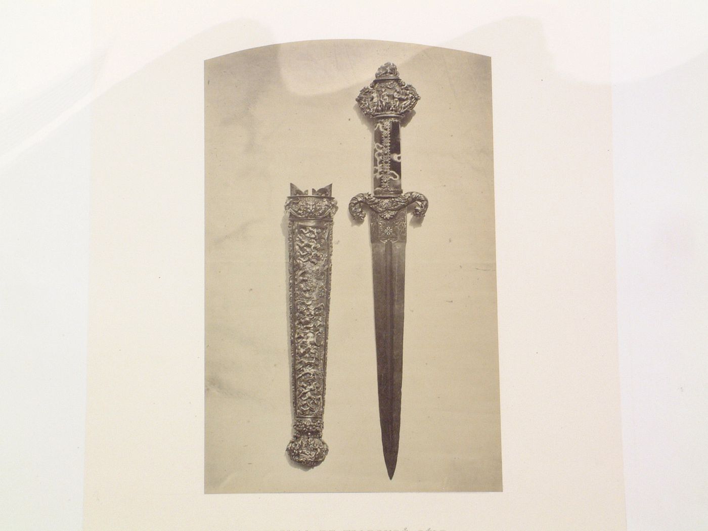 Photograph of a Florentine dagger, Armoury, Tsarskoye Selo (now Pushkin), Russia