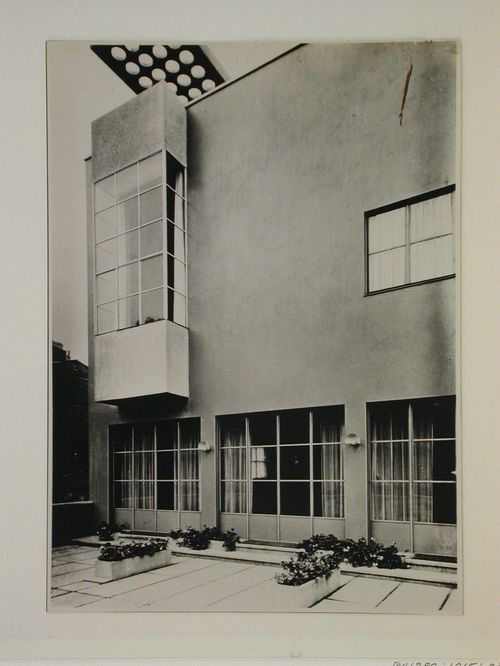 Hotel particulier de G. Guggenbuhl à Paris. André Lurçat