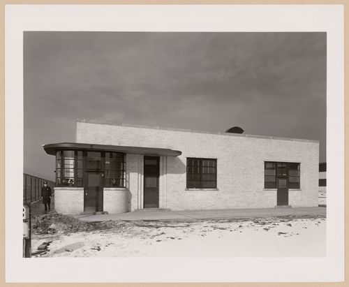 View of the principal façade of the Personnel Building, General Motors Corporation Buick division Airplane Engine Assembly Plant, Melrose Park, Illinois