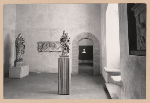 Interior view of the Sala dei Gagini with the Sala di F. Laurana in the right background, Palazzo Abatellis, Galleria regionale della Sicilia, Palermo, Italy