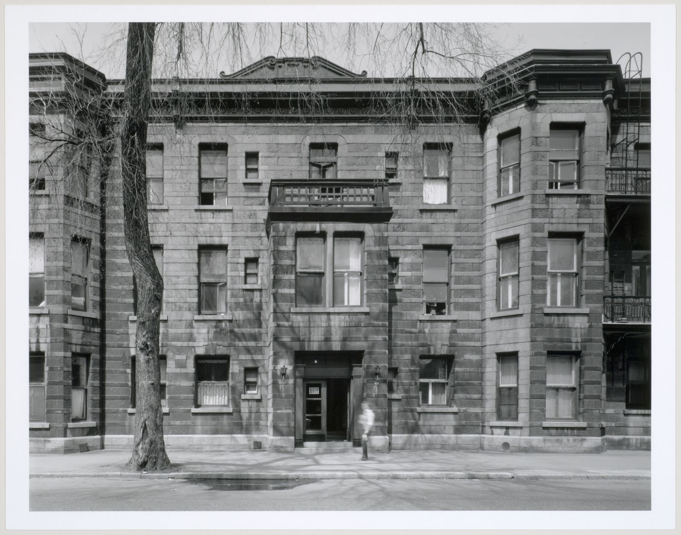 Milton Park Project: 405 Prince Arthur West, Montréal, Québec