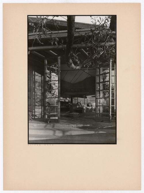 View of the Hanna House looking into the living room from the terrace, Palo Alto, California, United States