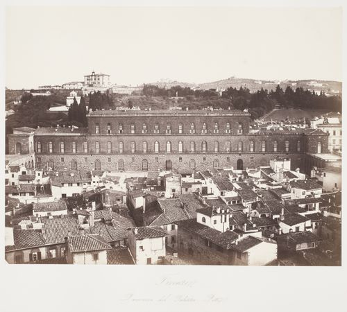 Firenze. Panorama del Palazzo Pitti
