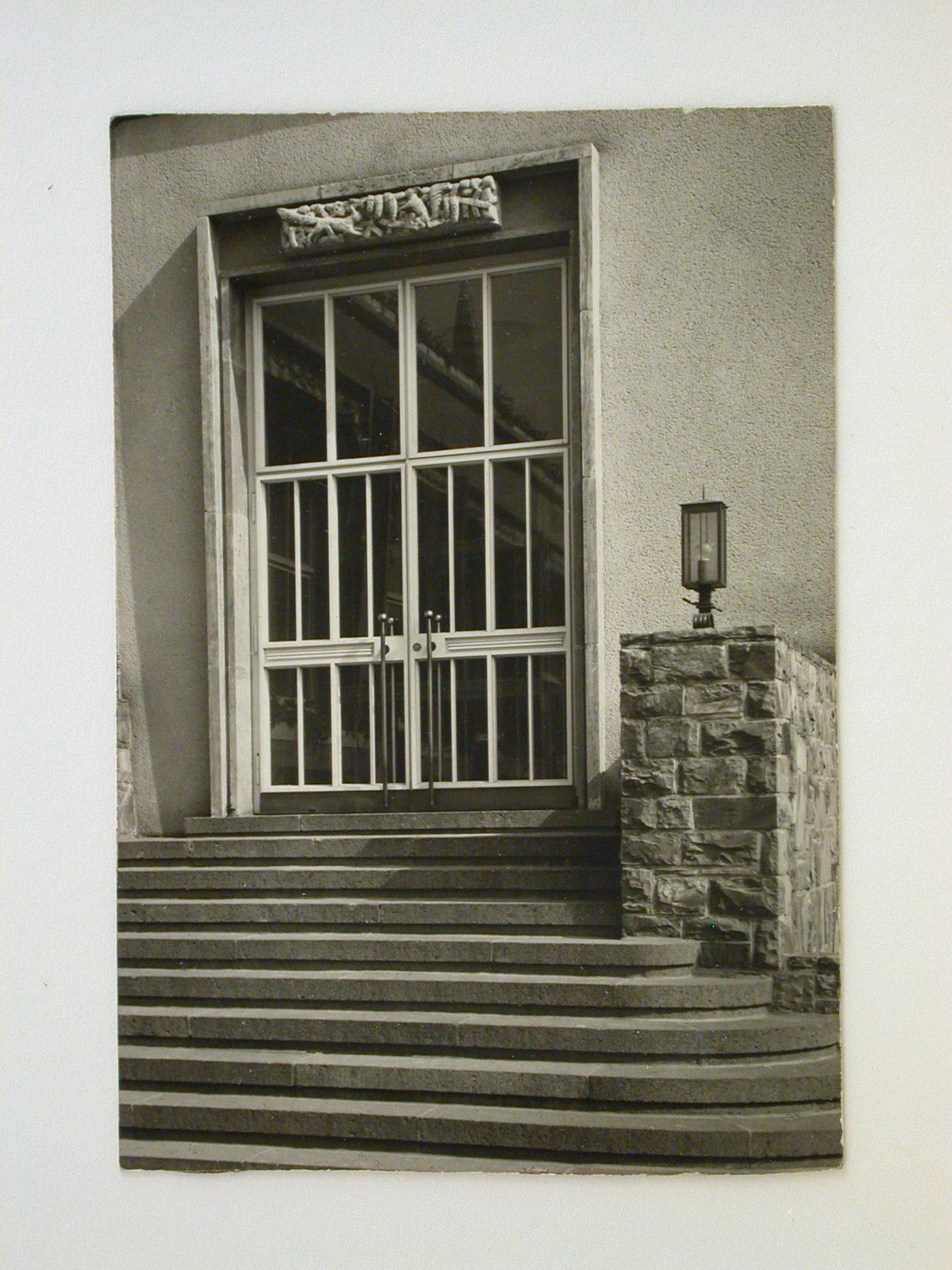 Detail of main entrance of the Casino for I.G. Farben, Germany ?