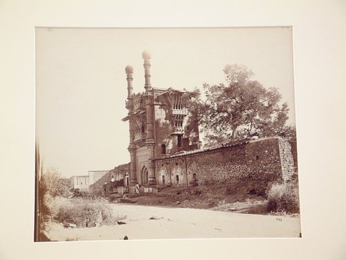 View of the Mehtar Mahal [Sweeper's Palace], Beejapore (now Bijapur), India