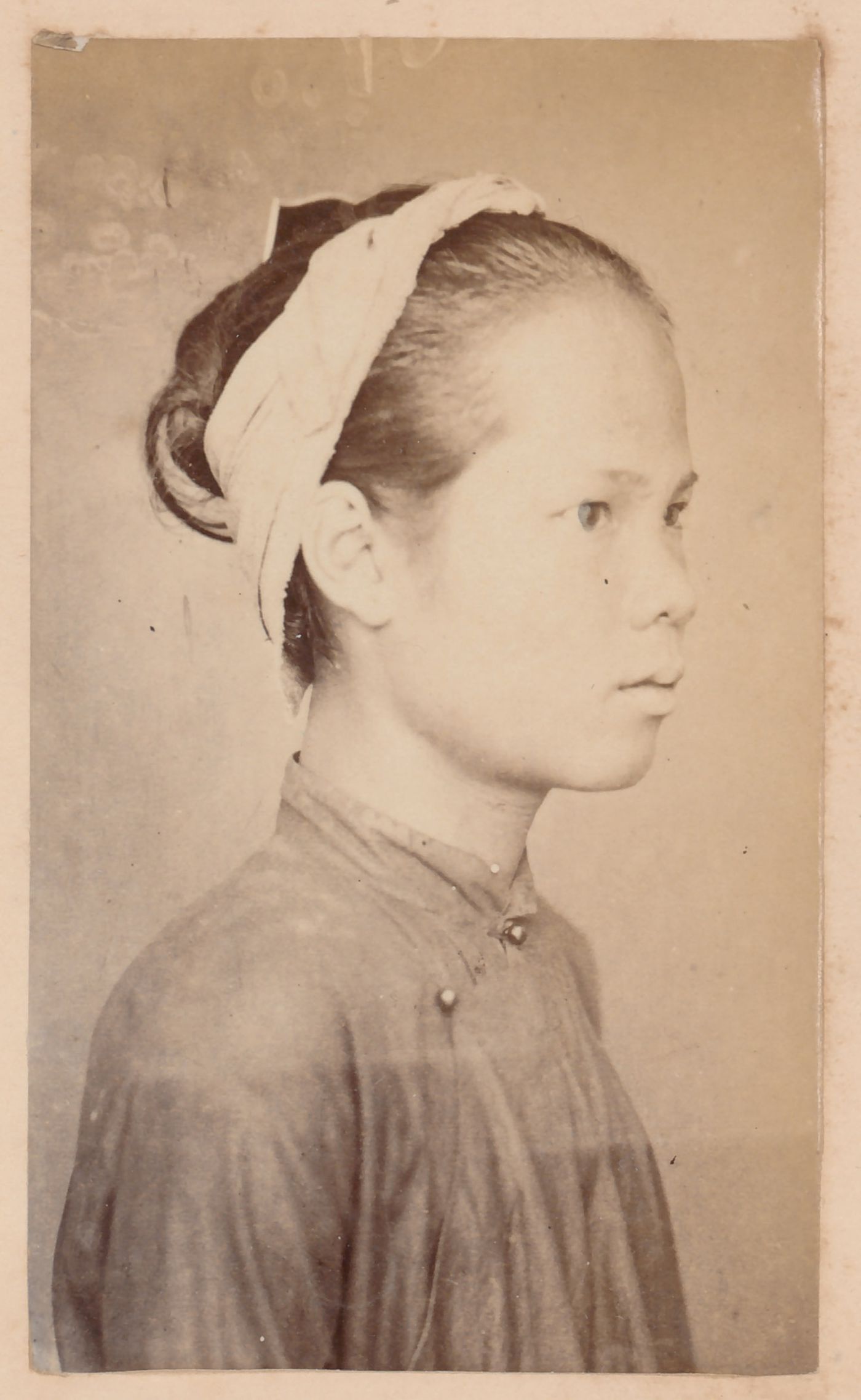 Portrait of a woman, probably in Cochin China (now in Vietnam)