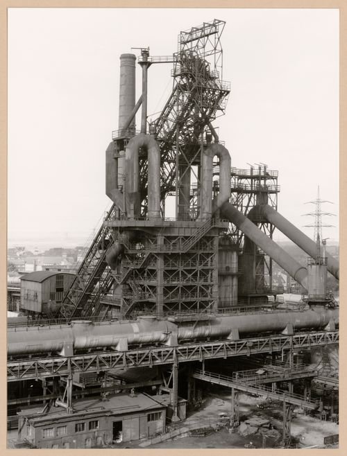 View of a blast furnace of Thyssen Hütte steel mill, Ruhrort, Duisburg, Germany