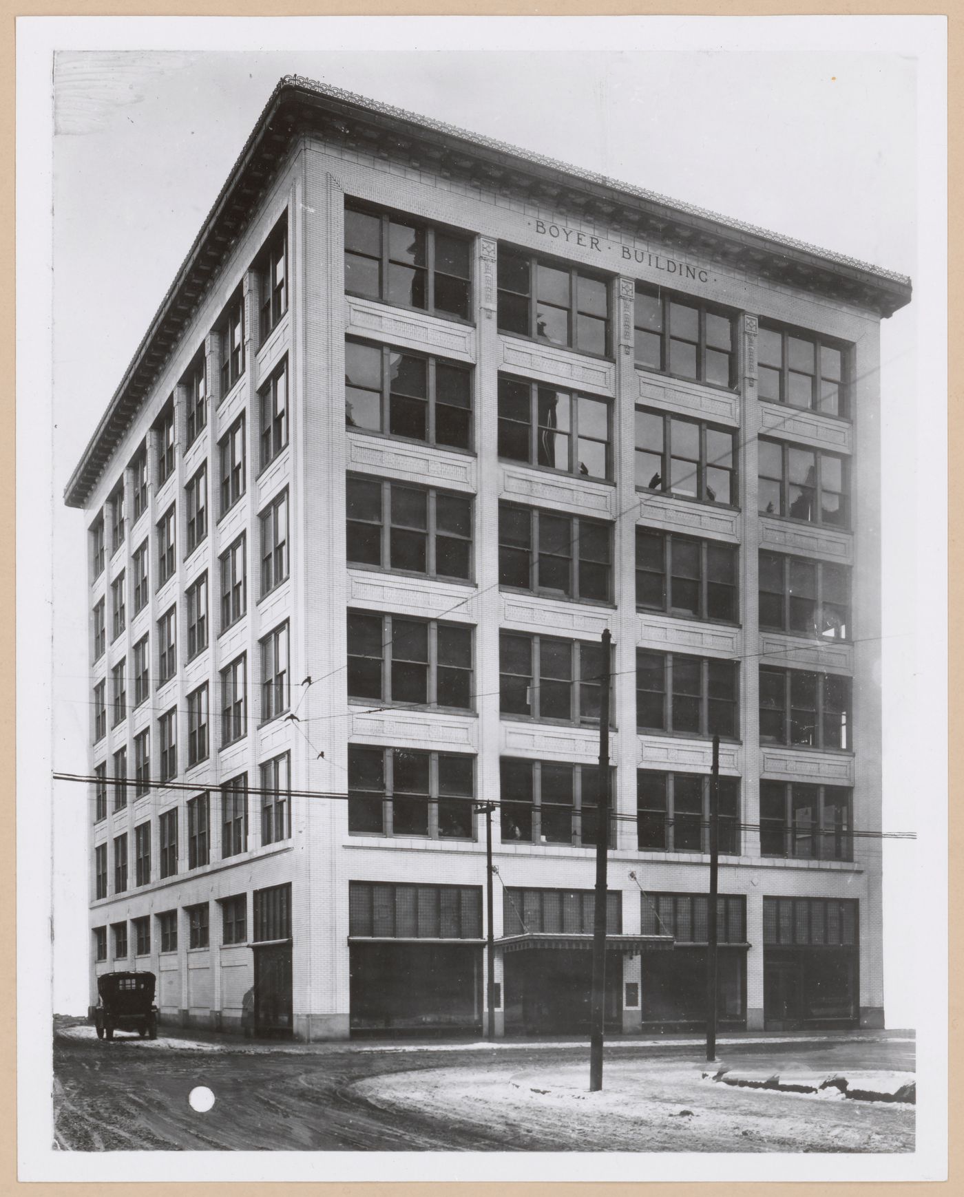 View of the principal and lateral façades of the Boyer Campbell Building, Detroit, Michigan
