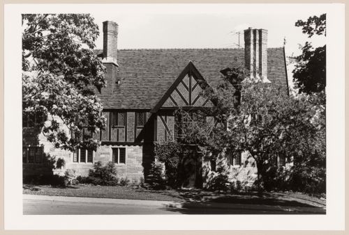 View of the principal façade of a house, 72 Belmont Crescent, Westmount, Québec