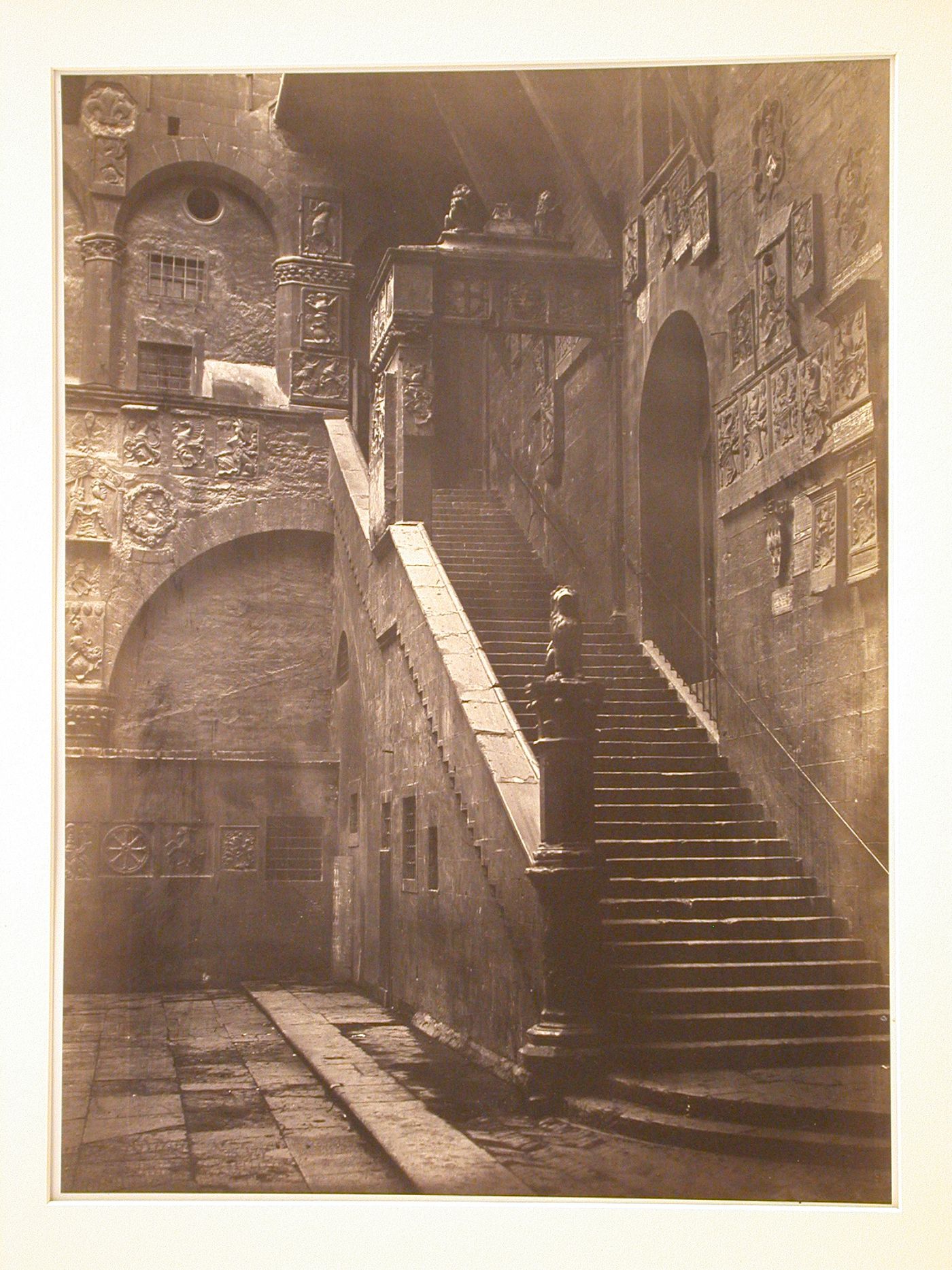 Firenze. Cortile del Bargello