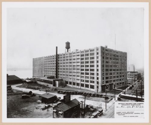 View of the principal and lateral façades of the Detroit Railway and Harbour Terminal warehouse (also known as Building No. 41), Detroit, Michigan