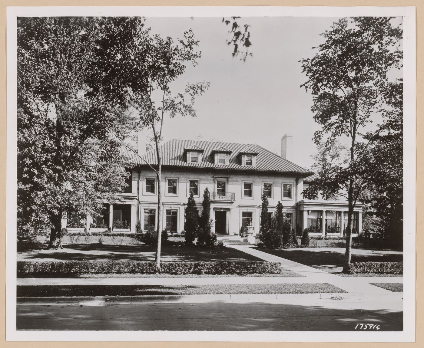 View of the principal façade of the Benjamin Siegel house, West Boston Boulevard, Detroit, Michigan