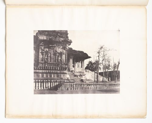 Tanjore.  Great pagoda, entrance looking outwards.