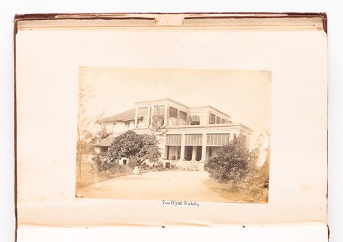 View of the Hayat Bakhsh Kothi [Life-Giving Palace] (later Banks' House, now Raj Bhaven or Government House), Lucknow, India