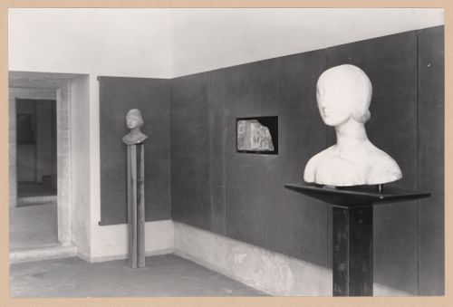 Interior view of the Sala di F. Laurana showing busts of women on pedestals, Palazzo Abatellis, Galleria regionale della Sicilia, Palermo, Italy