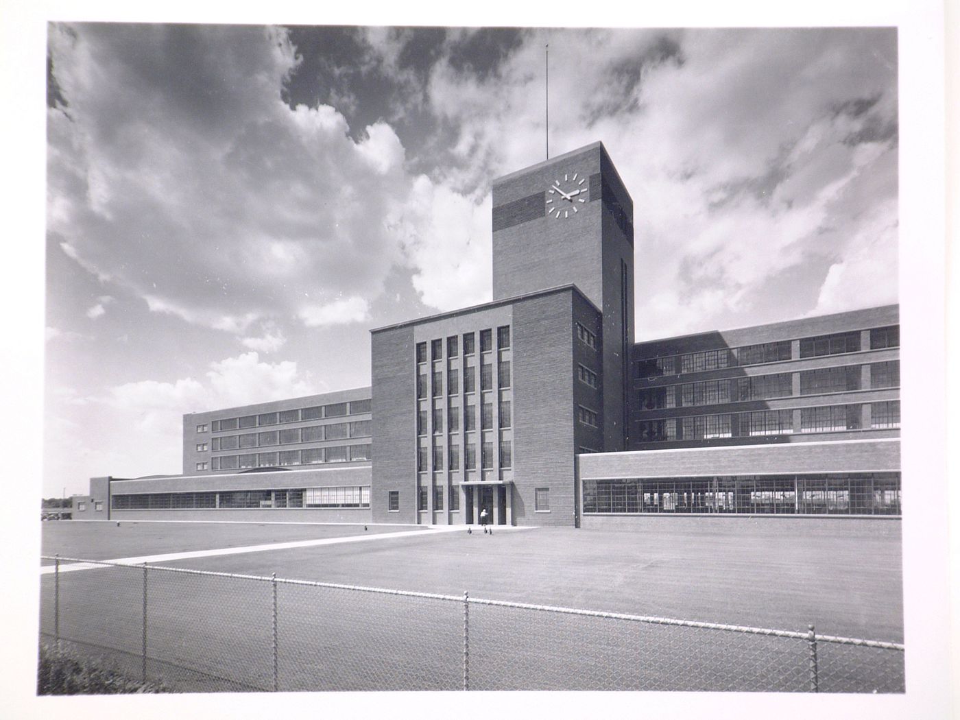 View of the principal façade of the Administration and Manufacturing Buildings, Burroughs Adding Machine Company Assembly Plant, Plymouth, Michigan