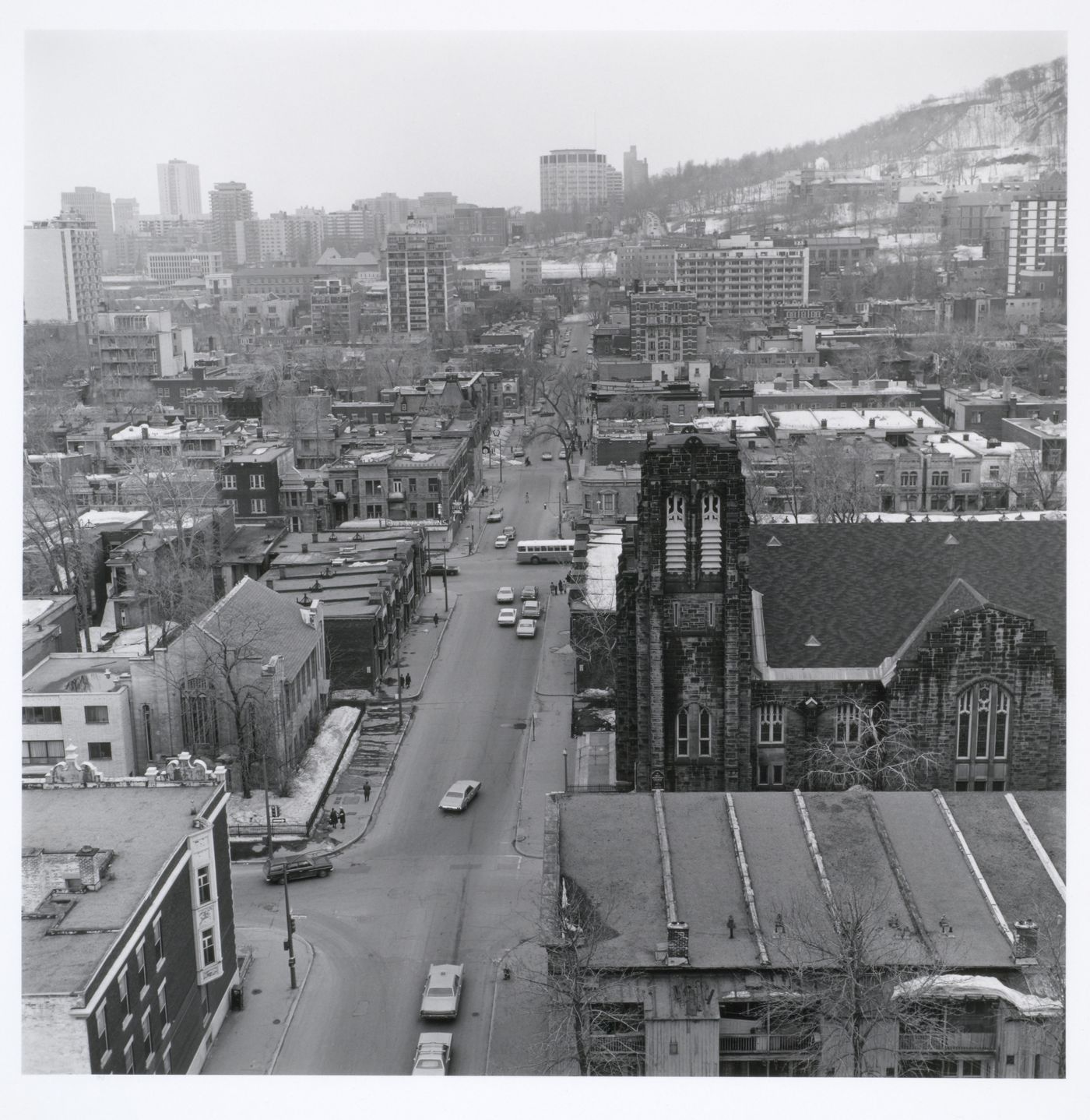 Milton Park Project: Looking west on Prince Arthur from Sainte-Famille, Montréal, Québec