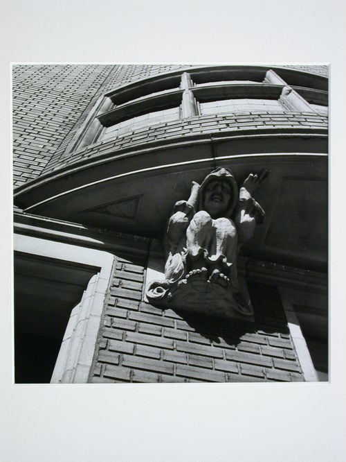 Architectural sculptures in Montréal: 1840-1940