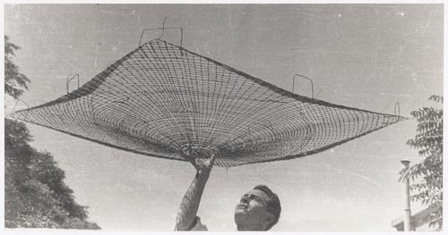 Photograph of the model and studies of possible application, Una nueva bóveda cáscara, Córdoba, Argentina