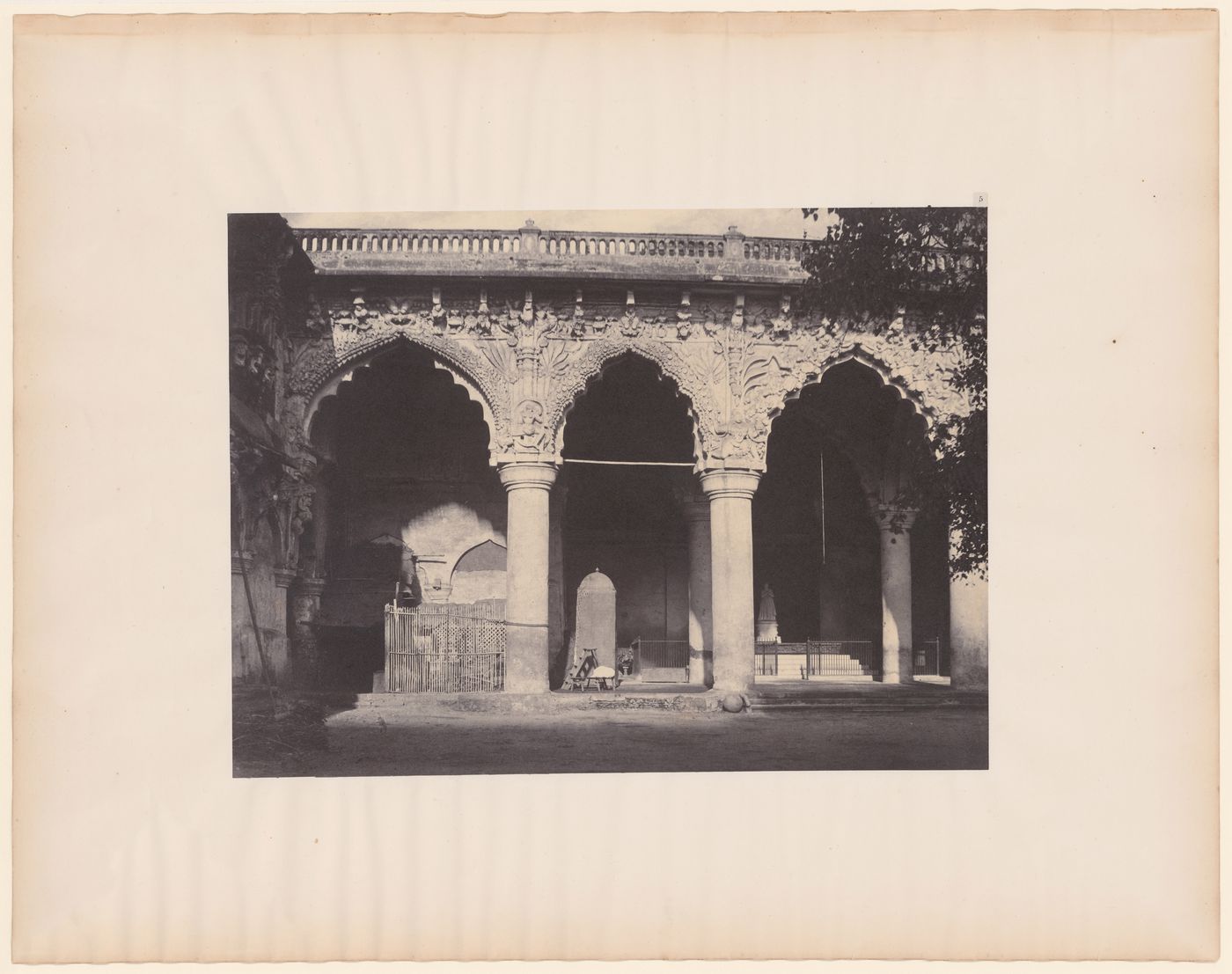 Tanjore.  Palace of the Rajah west face of quadrangle in which the Gentoo Rajahs held Court.