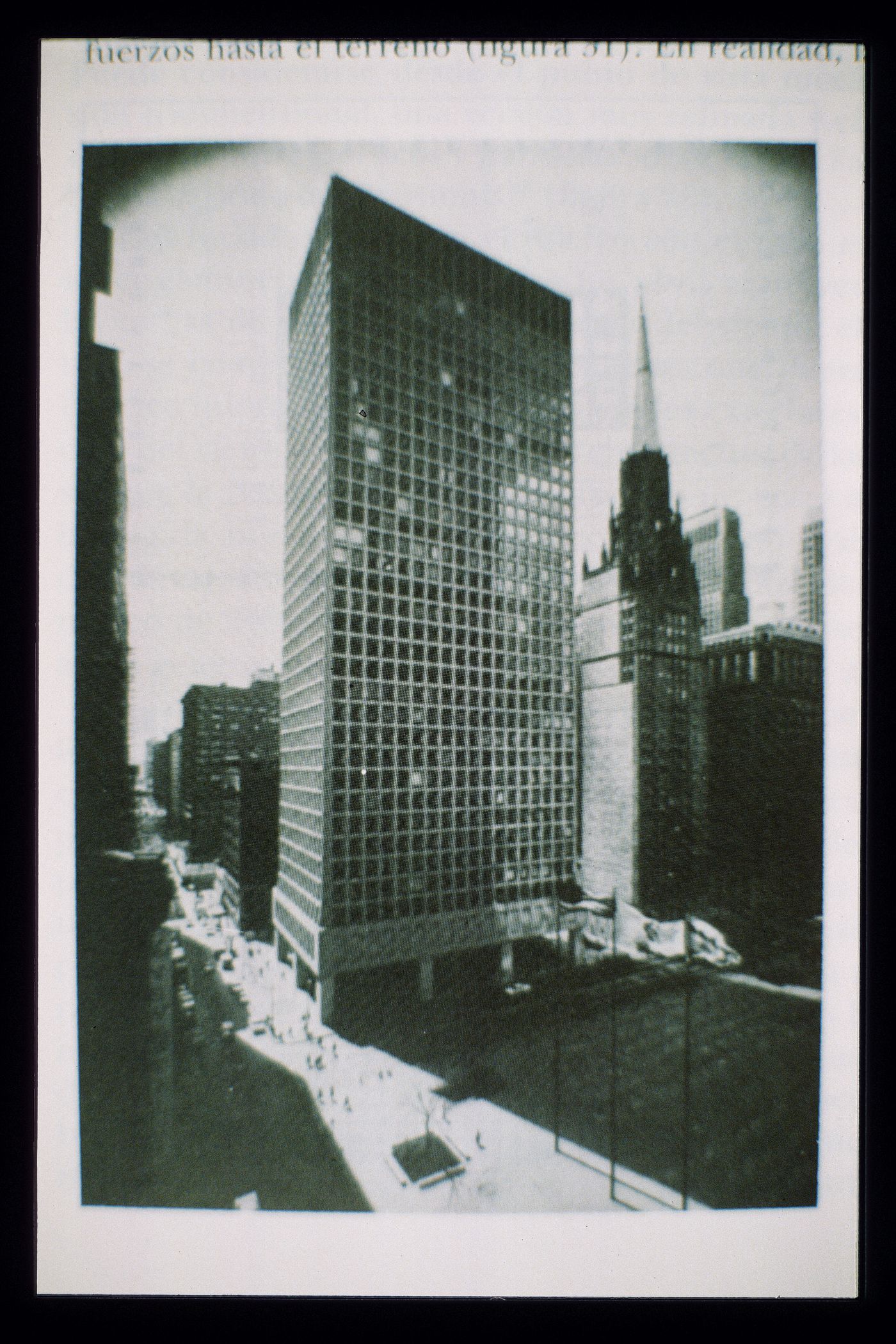 Slide of a photograph of Chestnut-DeWitt apartments, Chicago, by Myron Goldsmith, Bruce Graham and Fazlur Khan / SOM
