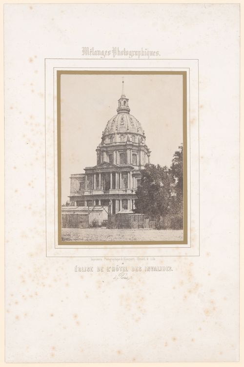 Exterior view of dome of Église des Invalides, Paris, France
