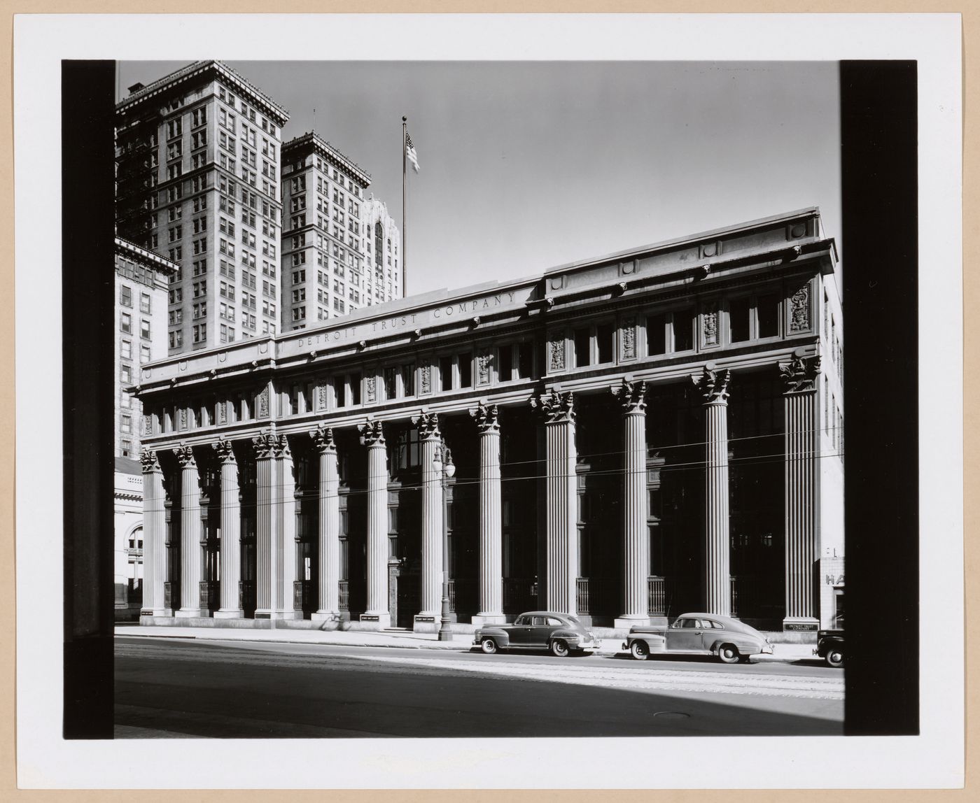 View of the principal façade of the Detroit Trust Co. Bank Building, Detroit, Michigan,
