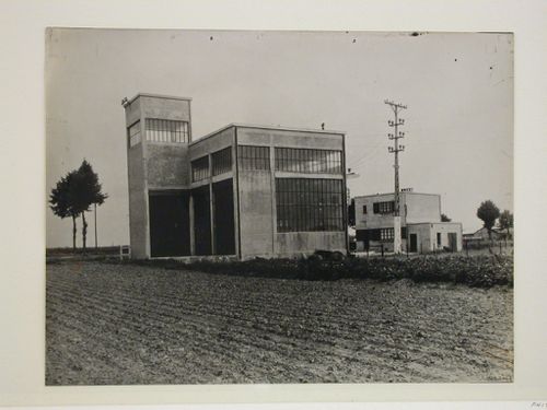 Poste de transformation de la Cie électrique du Nord. France. Pierre Barbe, architecte à Paris