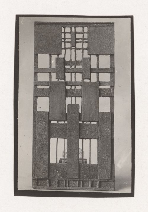Photograph of a student model on the topic "Frontal Surface with Finding and Correlation of Mass and Space" for the "Space" course at the Vkhutemas (Higher State Artistic Technical Studios), Moscow