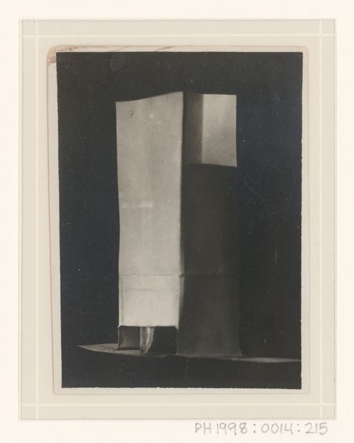 Photograph of a student model on the topic "Constructing and Finding a Spatial Voluminous Composition Using Surface Elements" for the "Space" course at the Vkhutemas (Higher State Artistic Technical Studios), Moscow