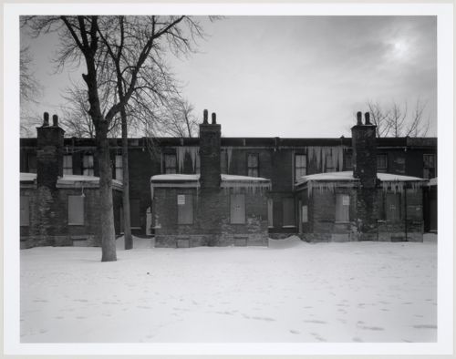 Milton Park Project: Rear of closed houses, 3600 block of Park Avenue, Montréal, Québec