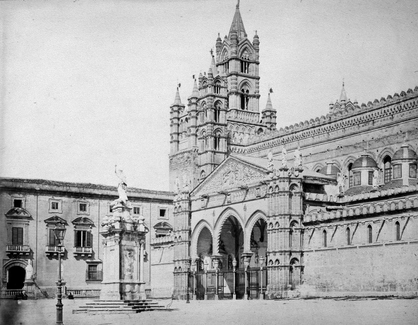 Plate from album ''Views of Italy, Monaco, Algers, Lisbonne, Gibraltar and Montserrat by various photographers''