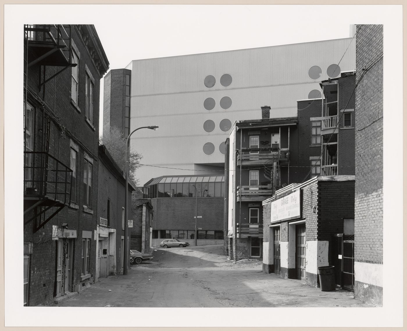 Garage views from and Environment, Carrefour St-Denis, Montréal, Québec