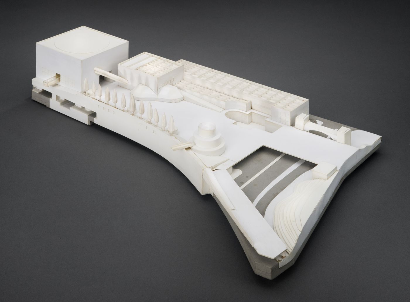 Wallraf-Richartz-Museum, Cologne, Germany: competition model