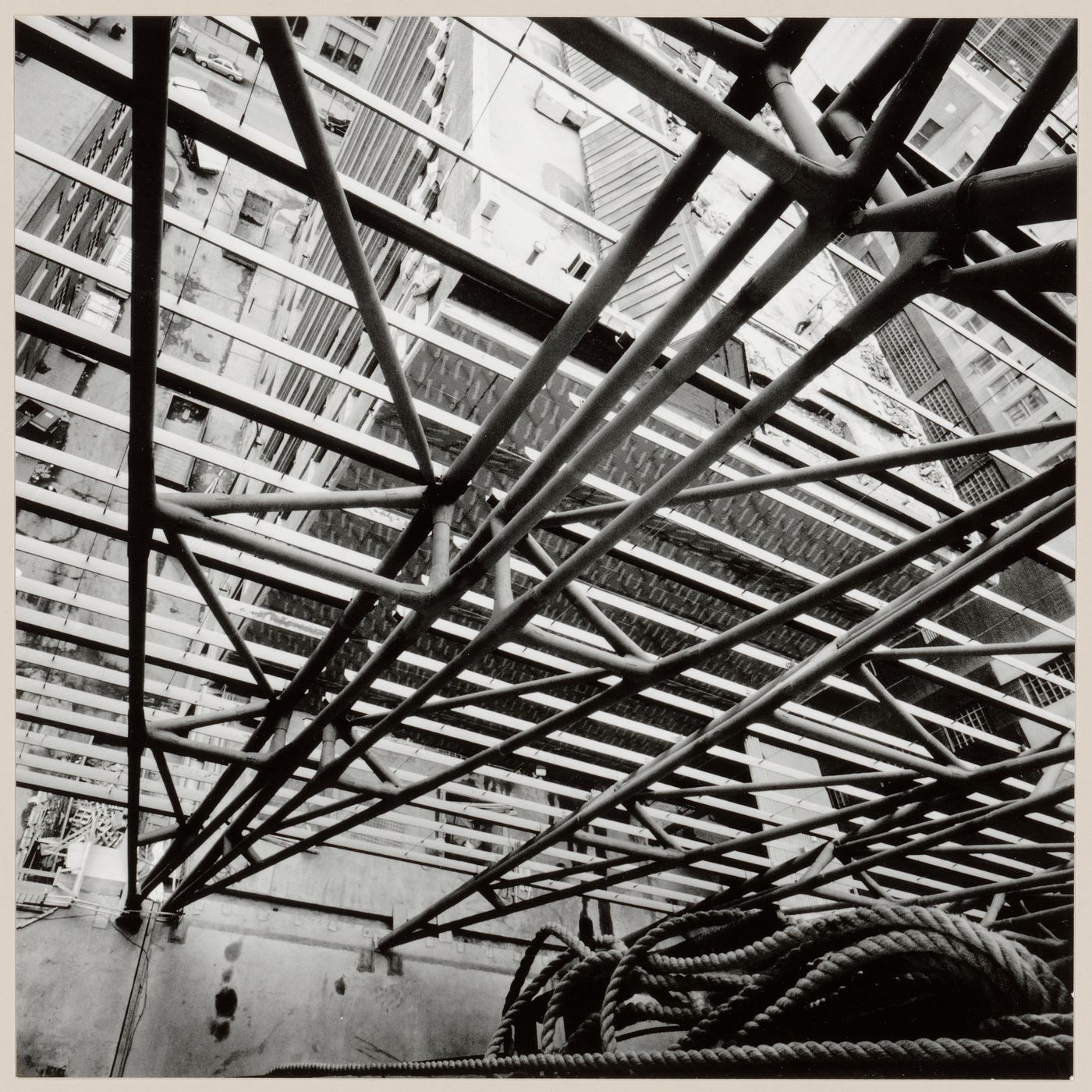 Overhead view, construction site of the Caisse de dépôt et placement du Québec, Montréal, 2001