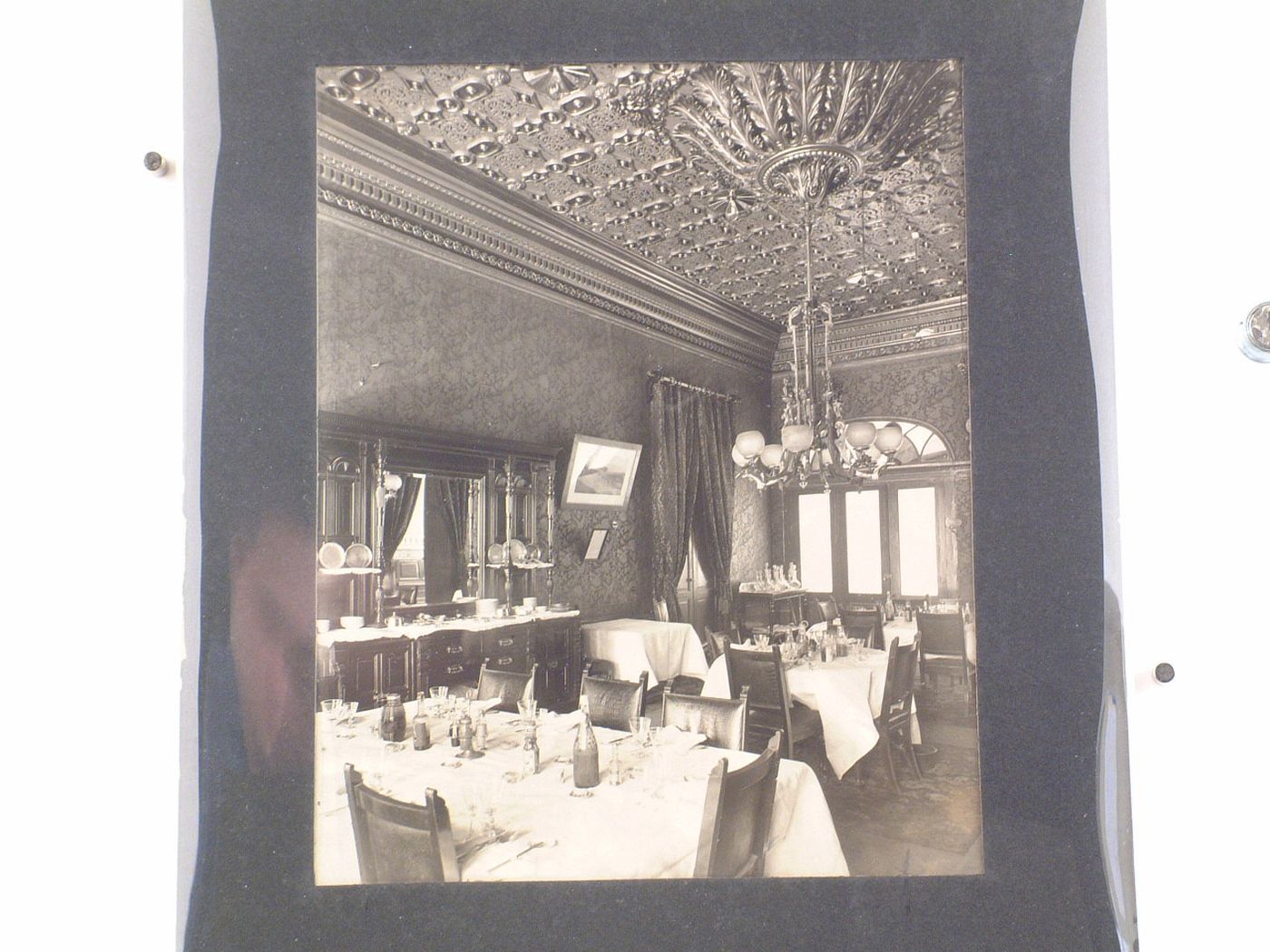 Interior view of the dining room of the Casa de los Azulejos (also known as the House of the Conde del Valle de Orizaba), Mexico City, Mexico
