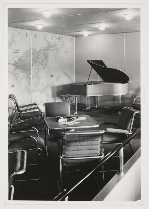 Gesellschaftsraum m. Flügel