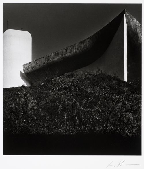 View of the south façade of Notre-Dame-du-Haut, Ronchamp, France