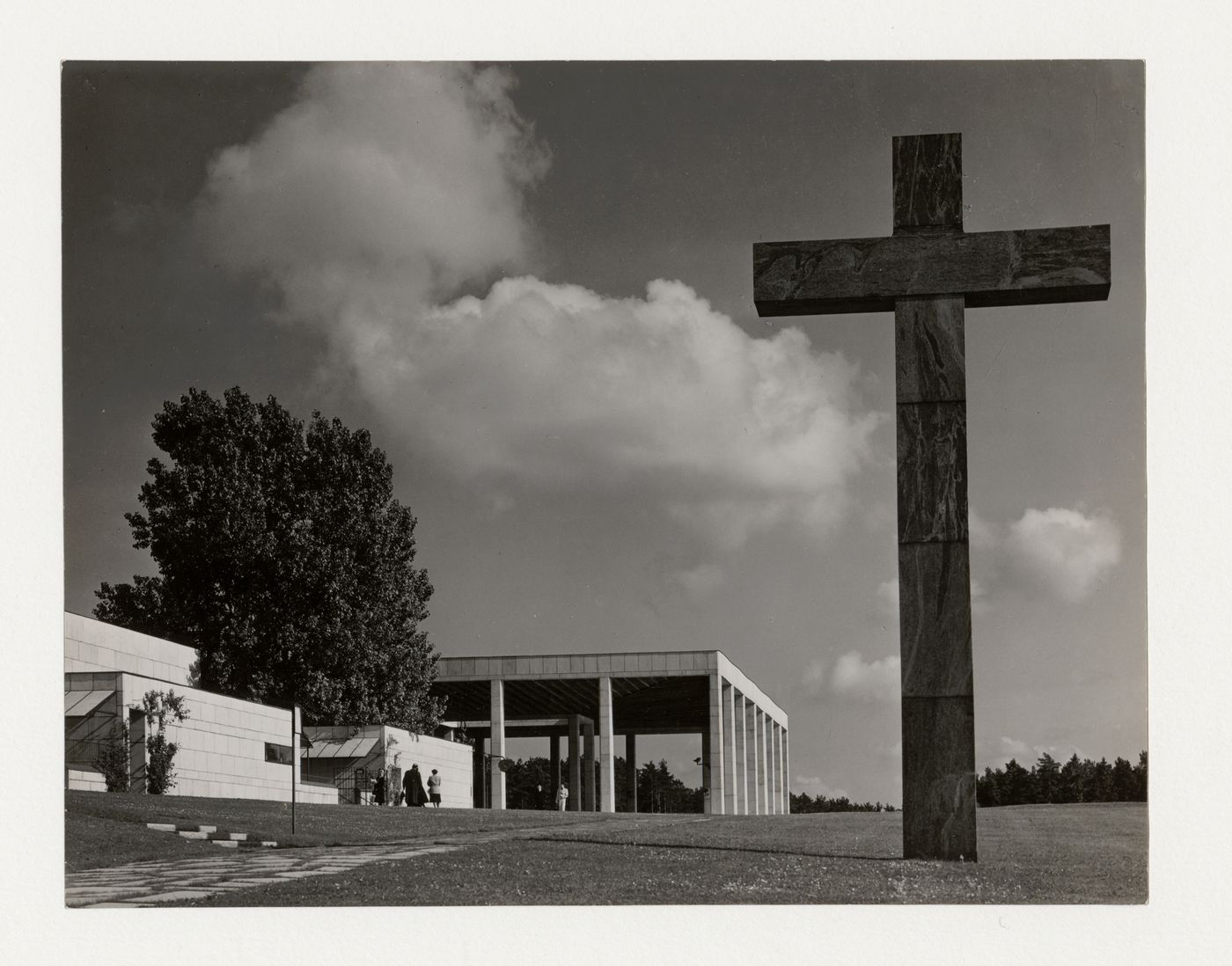 Exterior view of the Chapel of Hope, the loggia of Monument Hall and the Way of the Cross walkway, Woodland Crematorium and Cemetery, Stockholm