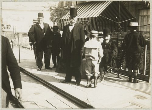 Moving sidewalk, Quai d'Orsay - Pont des Invalides, Exposition Universelle de Paris