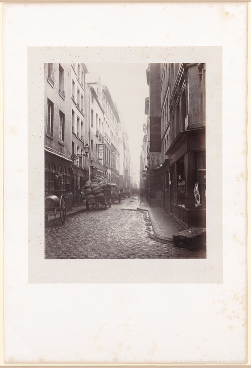 Rue de la Grande Truanderie, de la rue Montorgueil