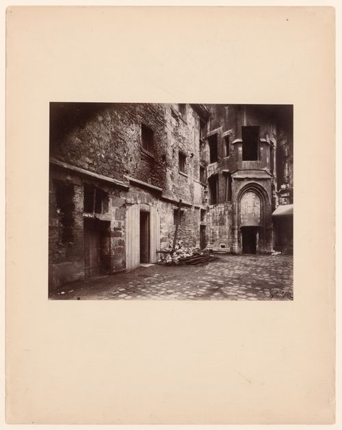 Courtyard of Hôtel de Sens, Paris, France