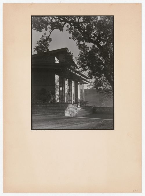 Partial view of the Hanna House showing windows, overhangs and steps, Palo Alto, California, United States