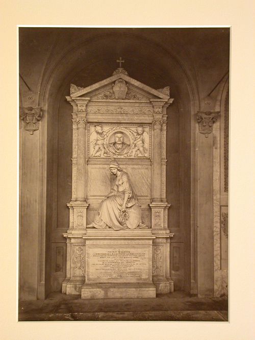 Monumento Magenta, Camposanto, Italy