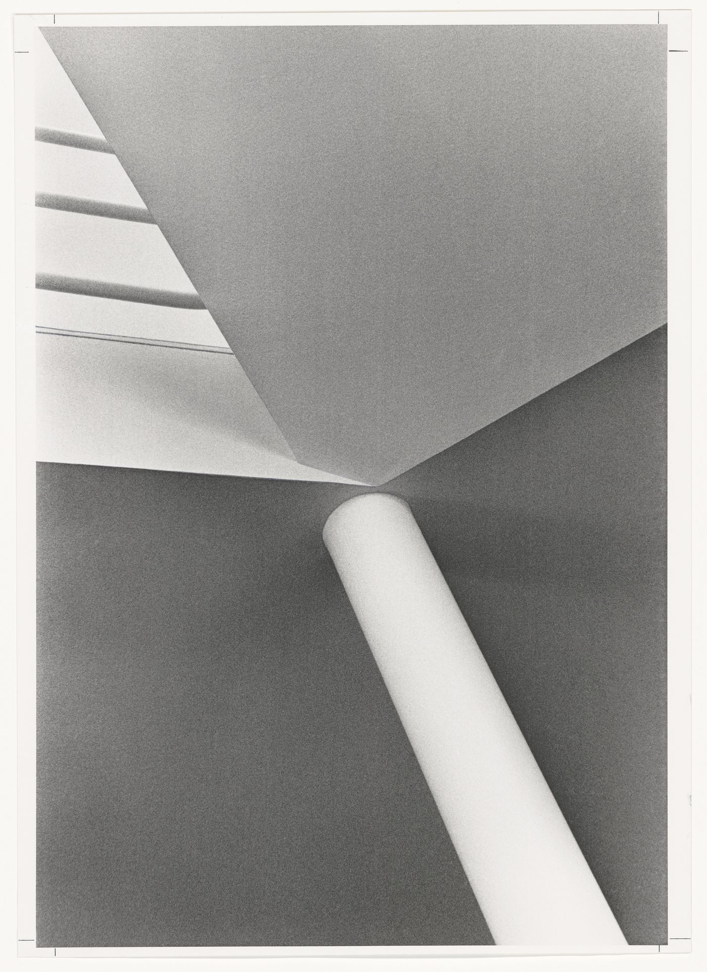 Kislevitz Residence abstract architectural view of pillar meeting ceiling and wall, West Hampton Beach, New York
