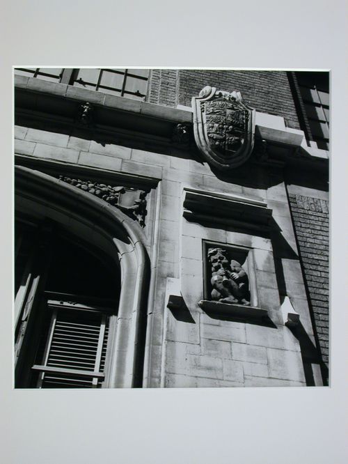 Architectural sculptures in Montréal: 1840-1940