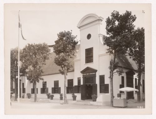 View of the South African Union's pavilion, 1937 Exposition internationale, Paris, France