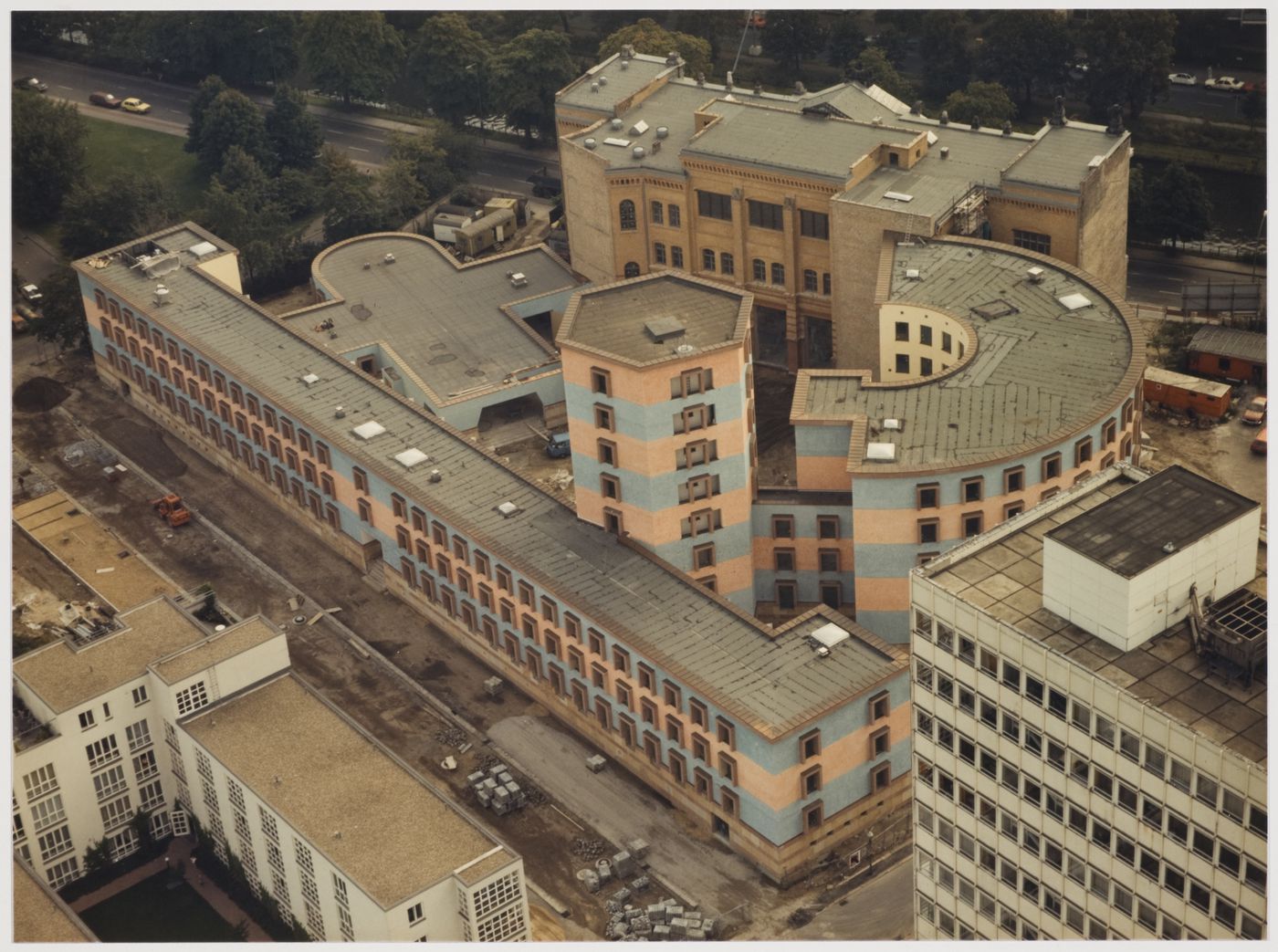 Wissenschaftszentrum, Berlin, Germany: aerial view