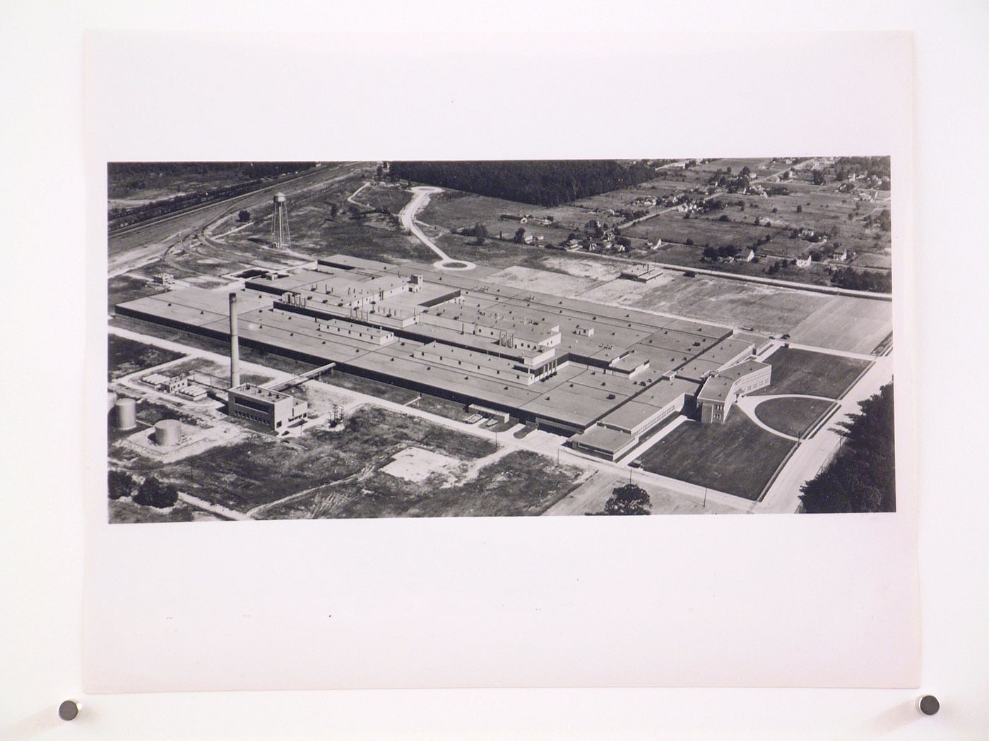 Aerial view of the Automobile Assembly Plant, General Motors Corporation Buick-Oldsmobile-Pontiac division, Wilmington, Delaware